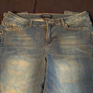 Juniors vintage bolt jeans